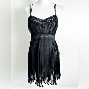 Savage X FENTY Black Lace Baby Doll Lingerie Size Large